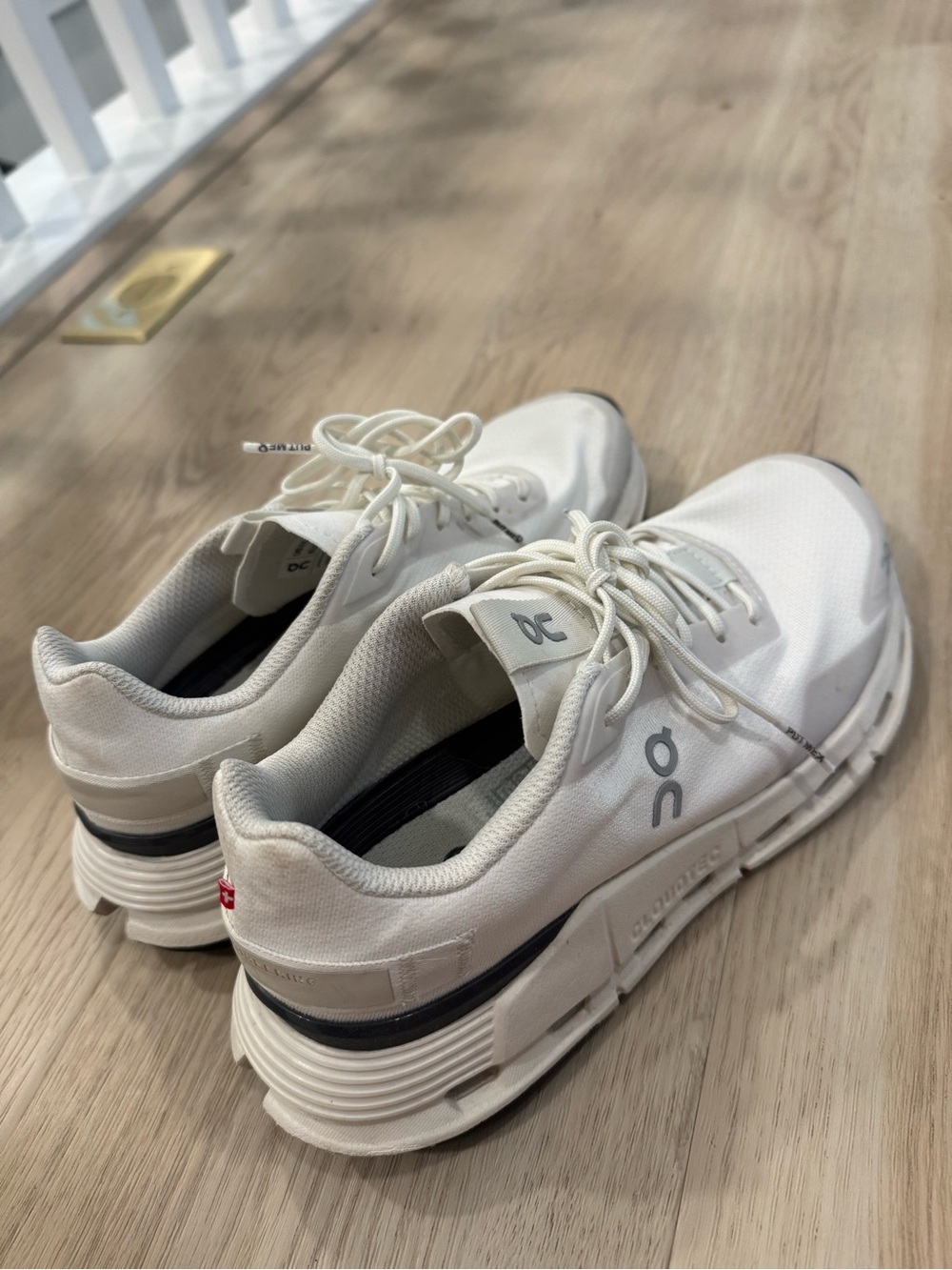 On Running Cloudnova Form White Lightweight Sneaker Size 6 - Picture 8 of 8